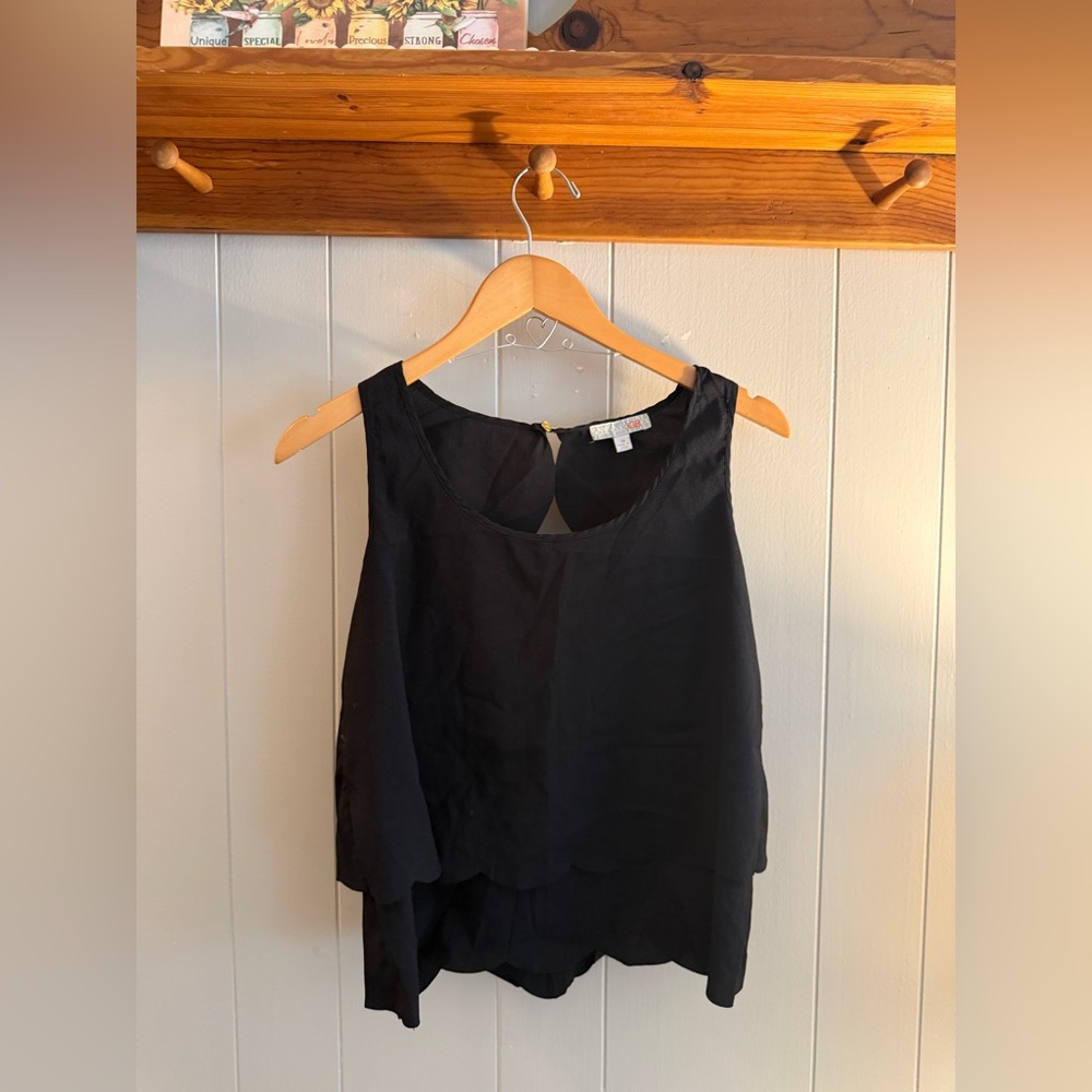 Gianni Bini Black Keyhole Blouse